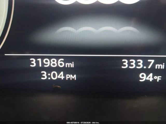 Audi Q8 PREMIUM PLUS 55 TFSI| MARTIX| DISTRONIC| HUD| B&O, снимка 15 - Автомобили и джипове - 55625773