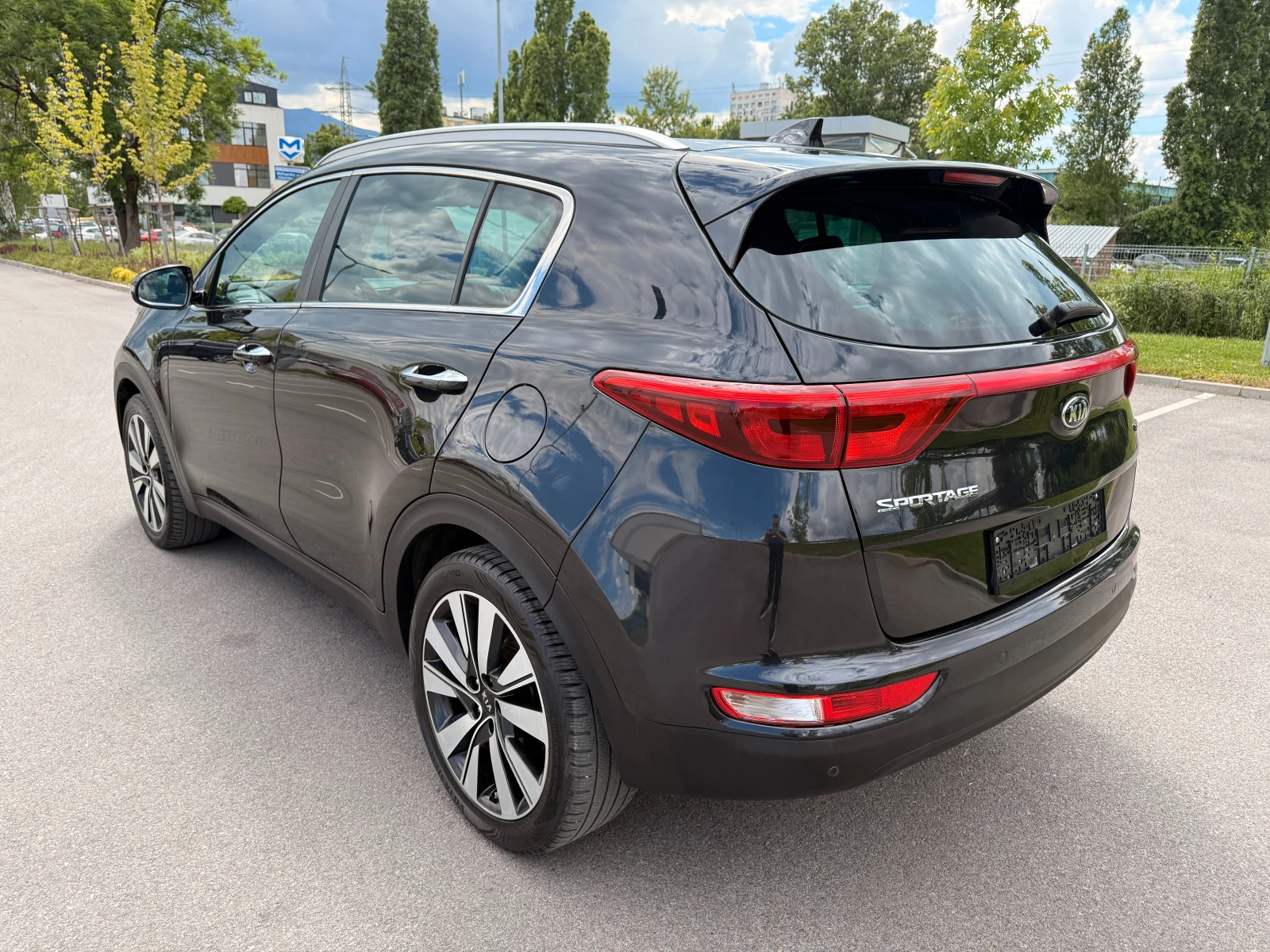 Kia Sportage 1.7 CRDI* КАМЕРА* CARPLAY* NAVI*  - изображение 6