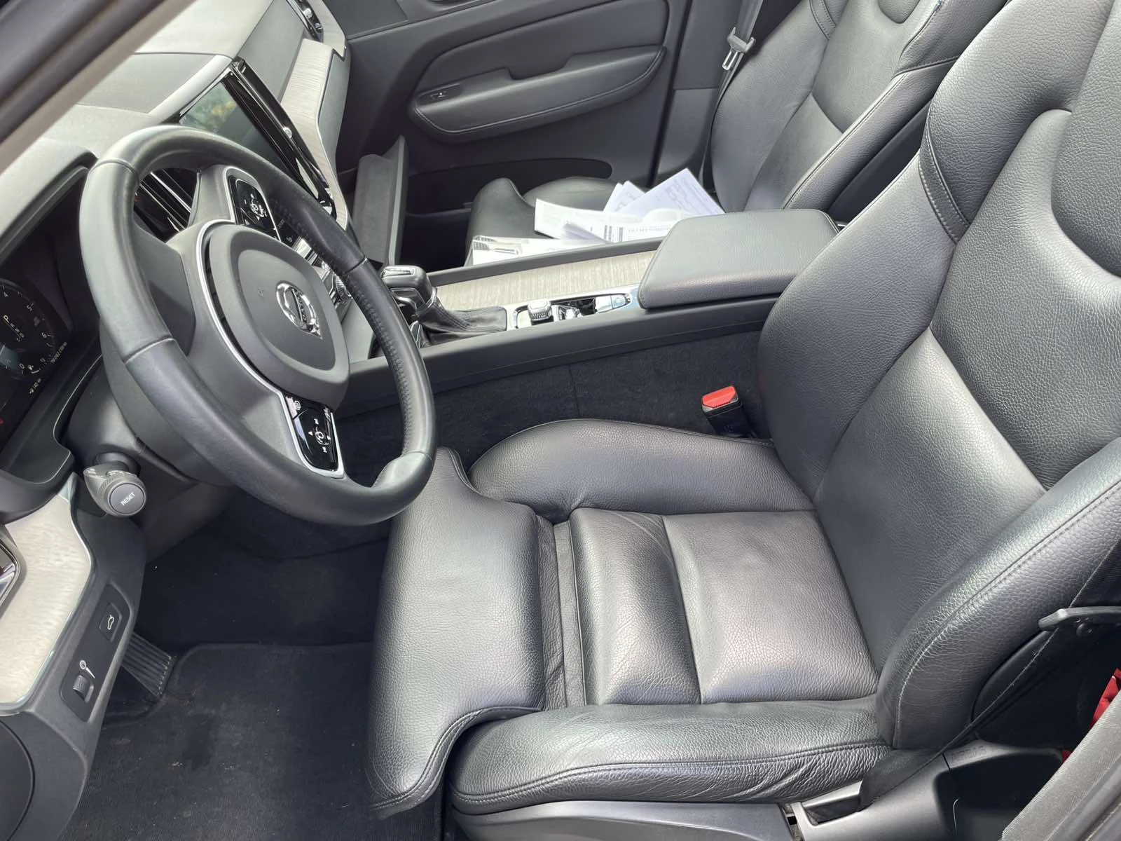 Volvo XC60 D5/Inscription/4x4/235кс/Панорама, снимка 7 - Автомобили и джипове - 53894589