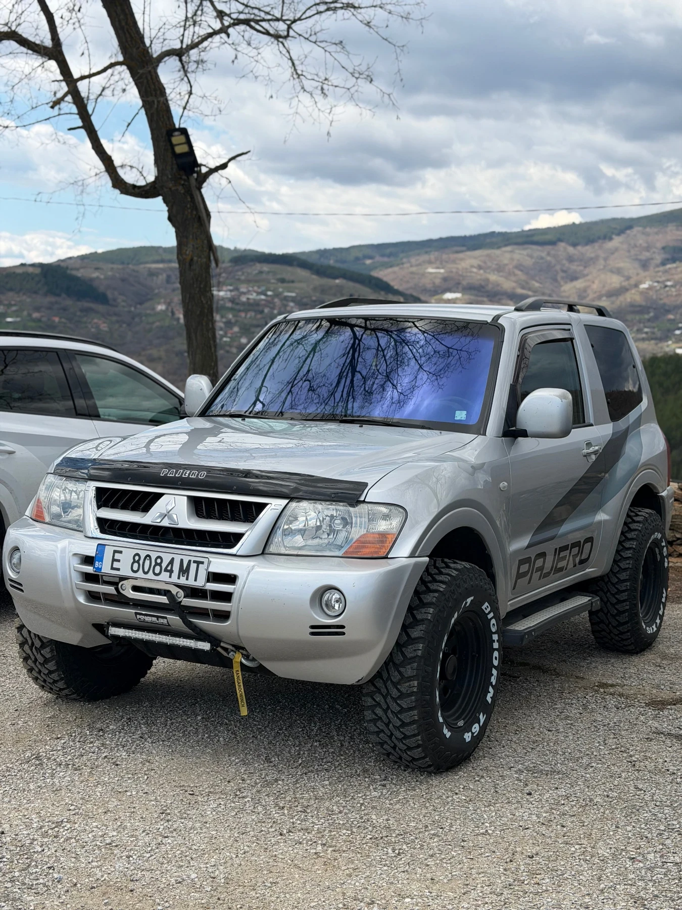 Mitsubishi Pajero 2.5