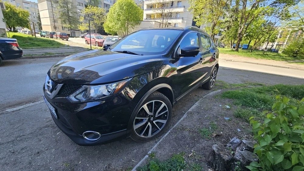 Nissan Qashqai, снимка 4 - Автомобили и джипове - 54356674