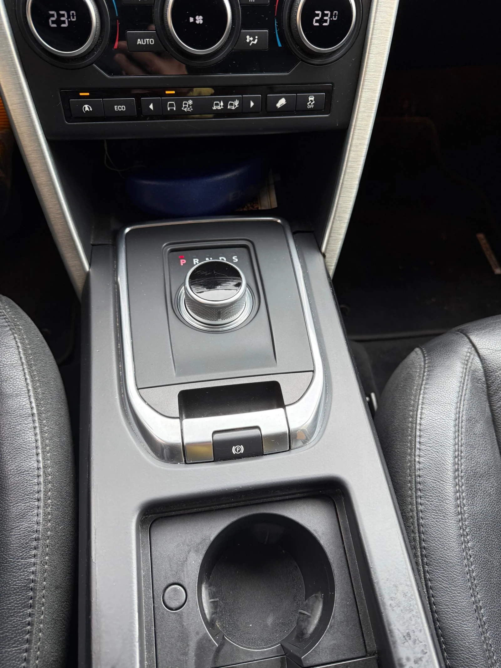 Land Rover Discovery 2.0 , снимка 14 - Автомобили и джипове - 54600031