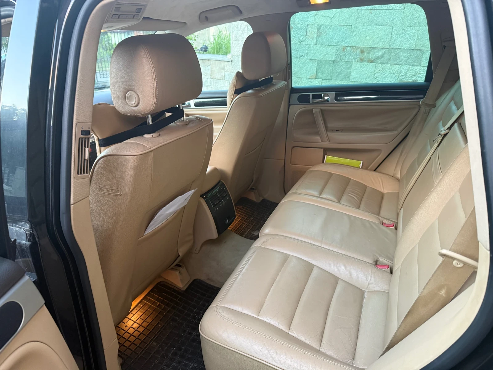 VW Touareg, снимка 9 - Автомобили и джипове - 54622445