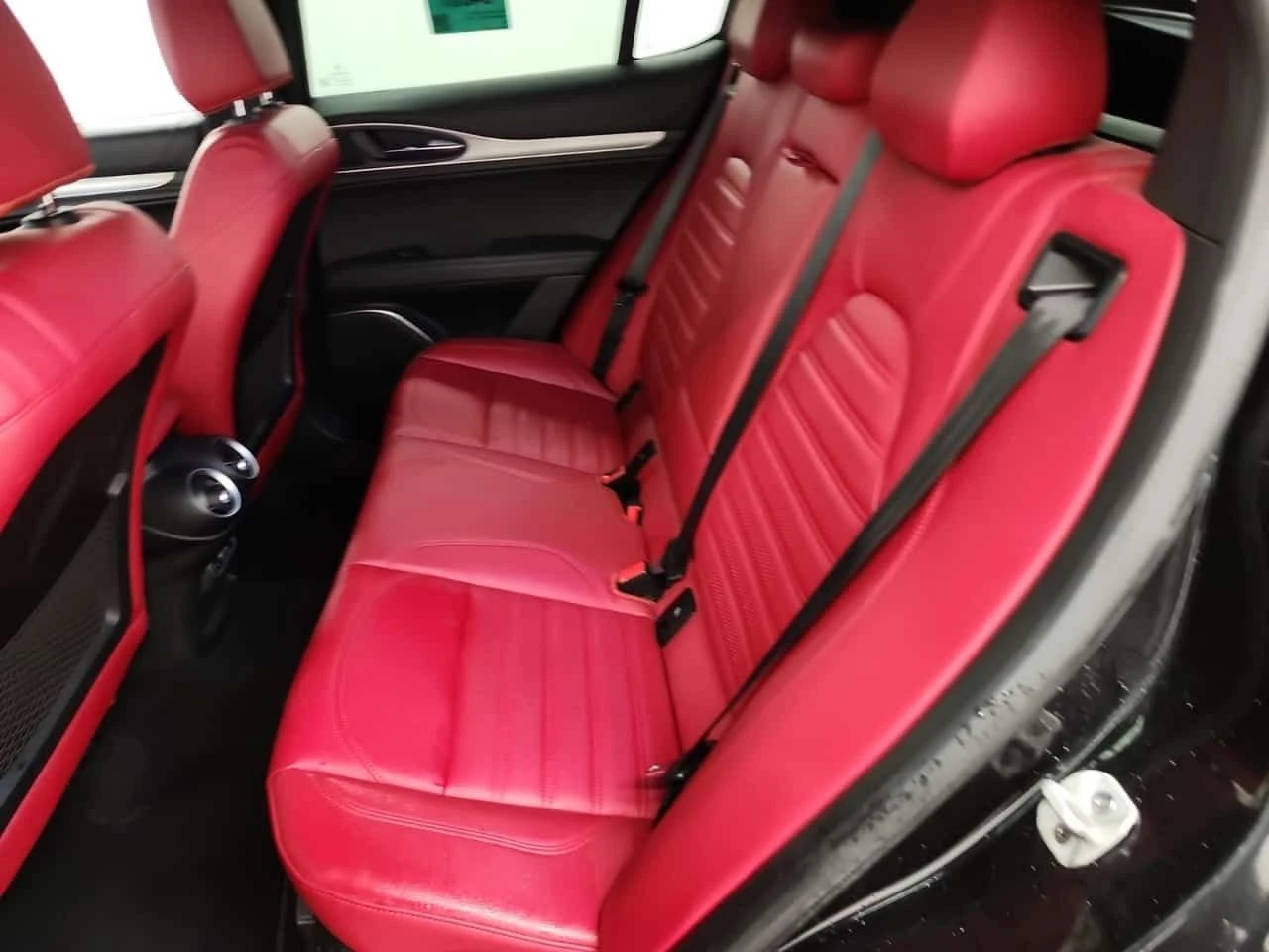 Alfa Romeo Stelvio * VELOCE* АВТОКРЕДИТ БЕЗ ПЪРВОНАЧАЛНА ВНОСКА* , снимка 12 - Автомобили и джипове - 54664945