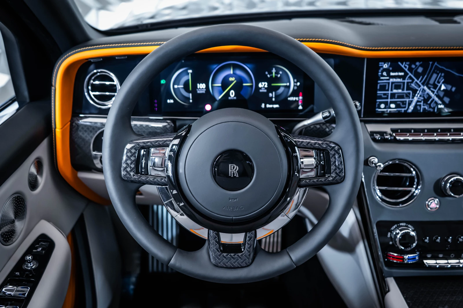 Rolls-Royce Cullinan Black Badge Series II, снимка 10 - Автомобили и джипове - 54766062