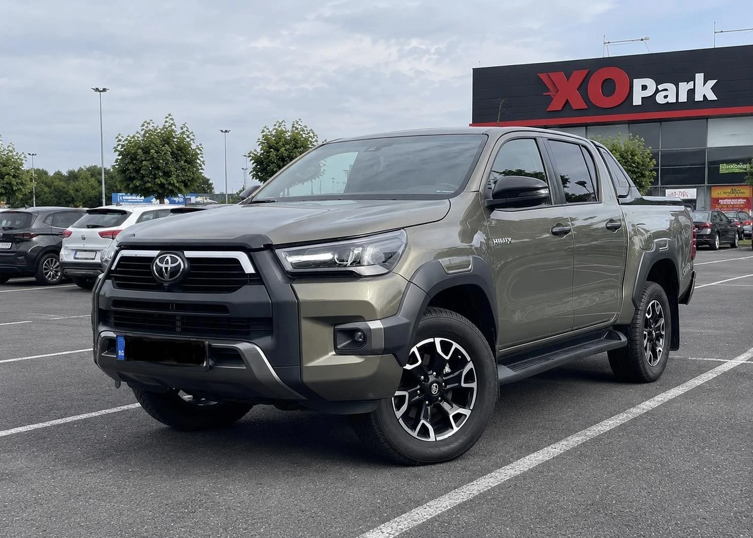 Toyota Hilux 2.8 D-4D Double Cab 4x4 2023