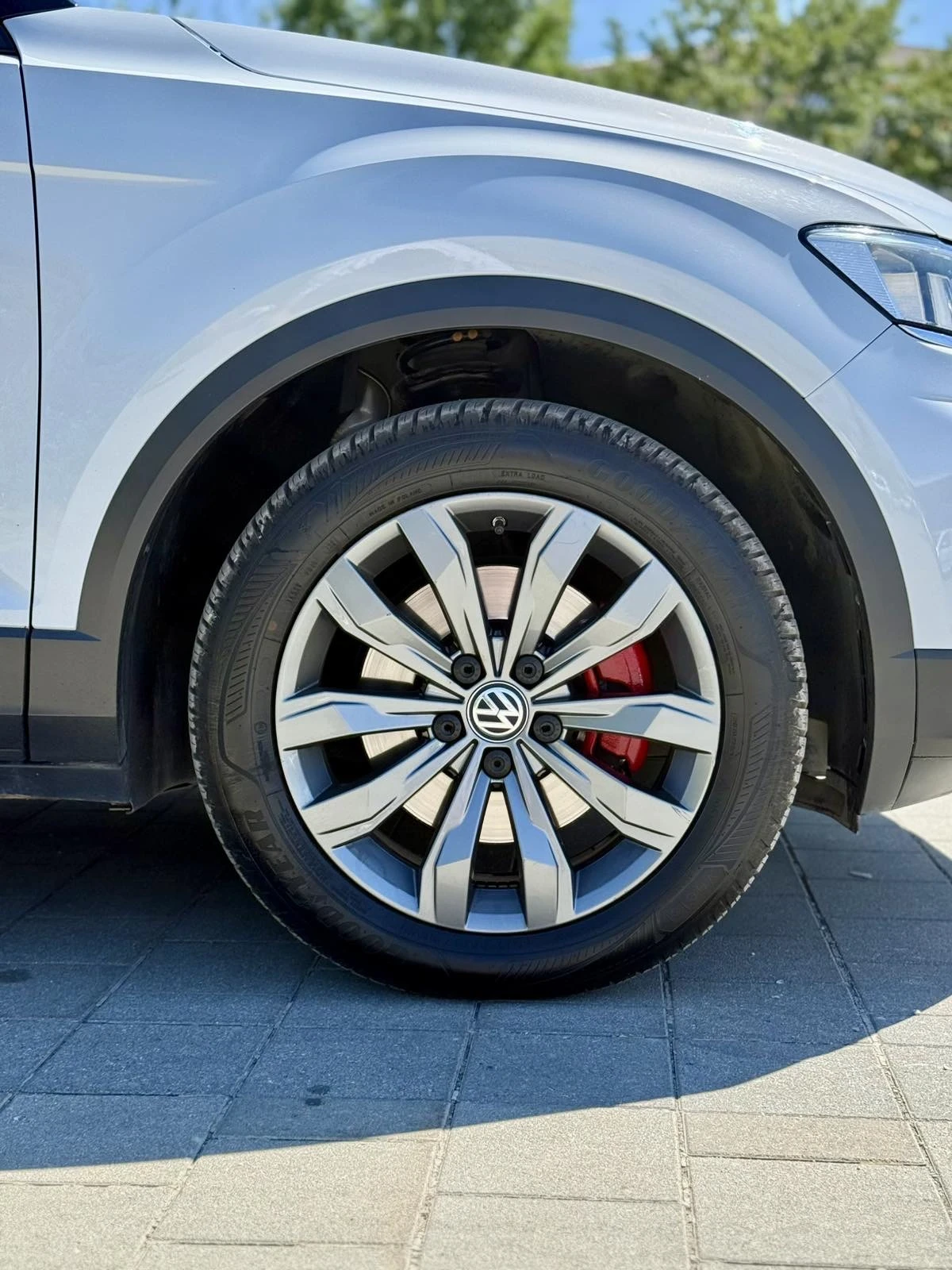 VW T-Roc, снимка 5 - Автомобили и джипове - 55725974