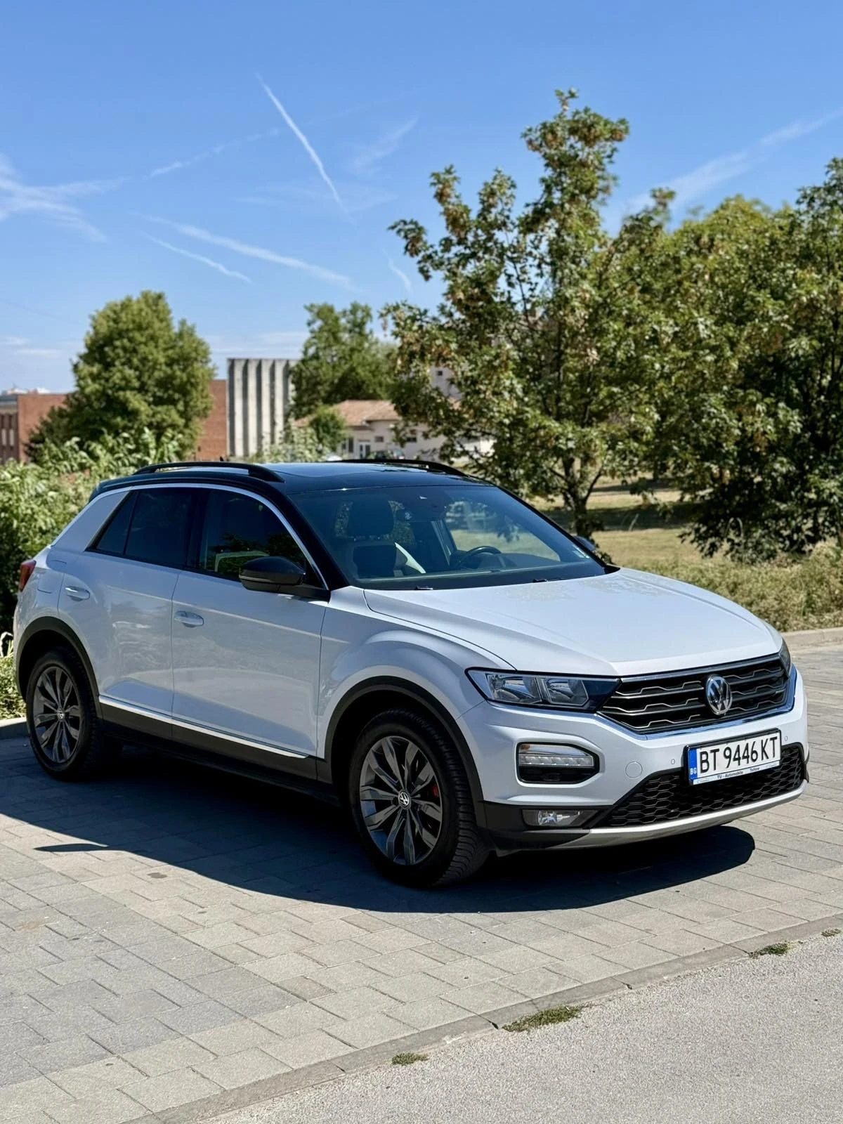 VW T-Roc, снимка 2 - Автомобили и джипове - 55725974
