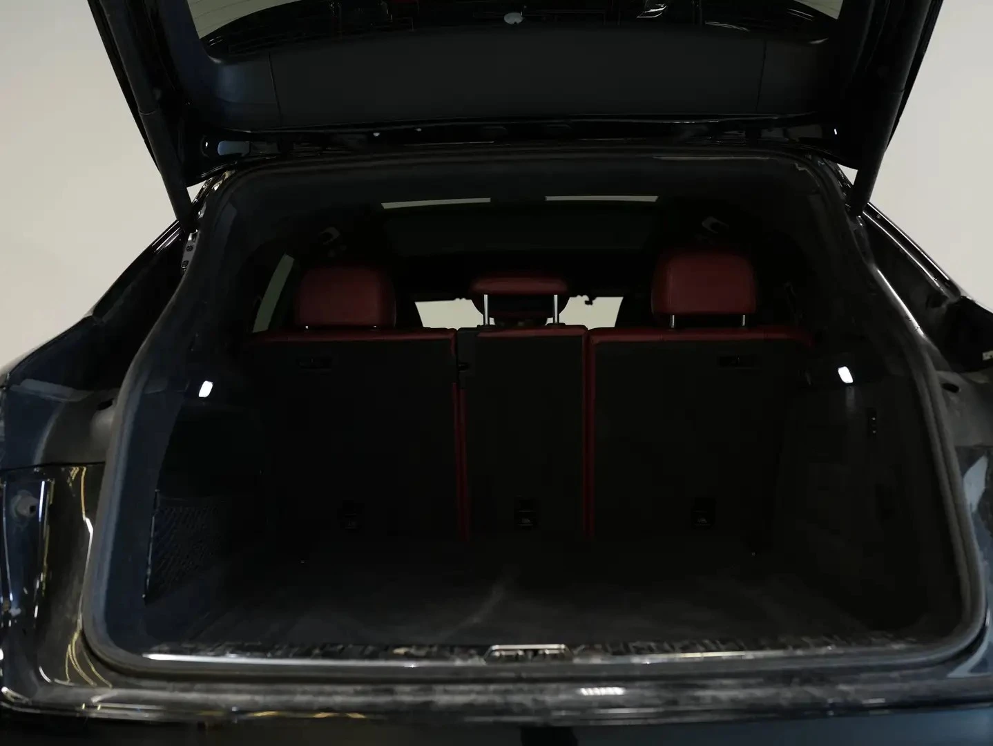 Porsche Cayenne GTS PREMIUM PLUS ЦЕНА ДО БЪЛГАРИЯ АВТОКРЕДИТ, снимка 13 - Автомобили и джипове - 55848883