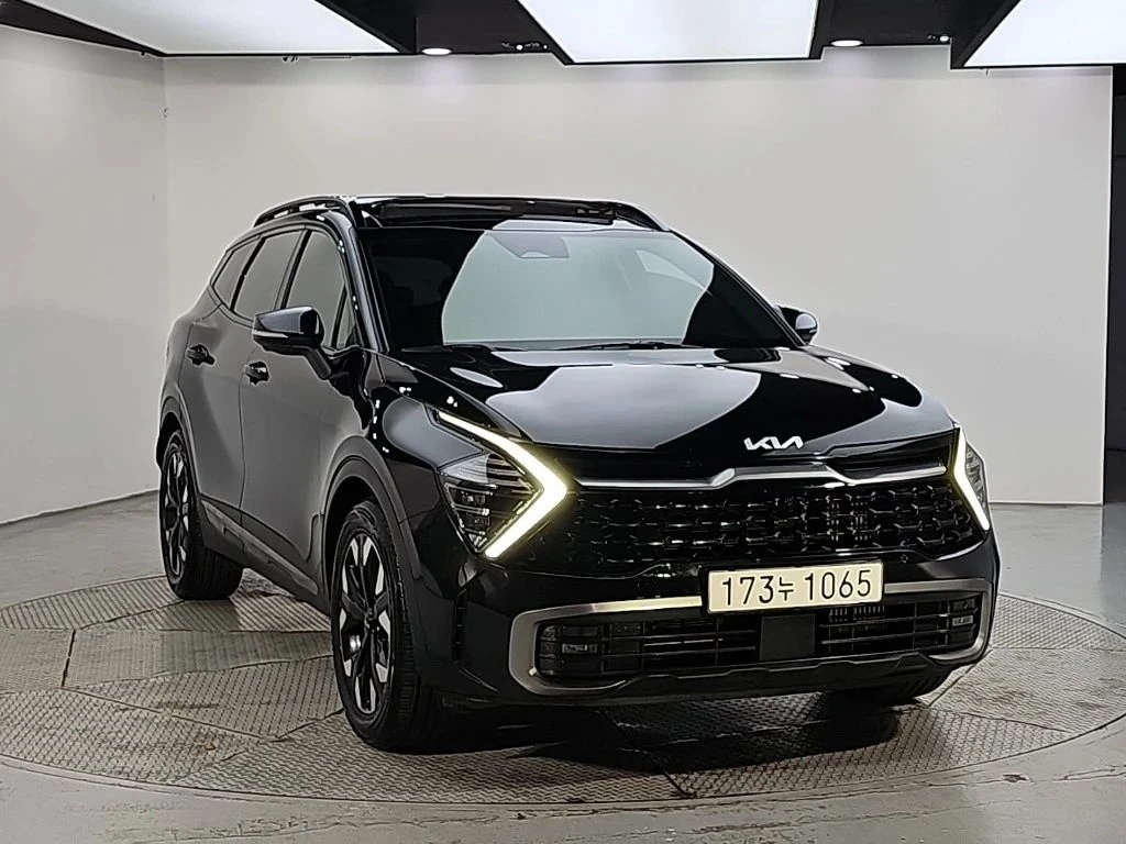 Kia Sportage, снимка 2 - Автомобили и джипове - 56689645