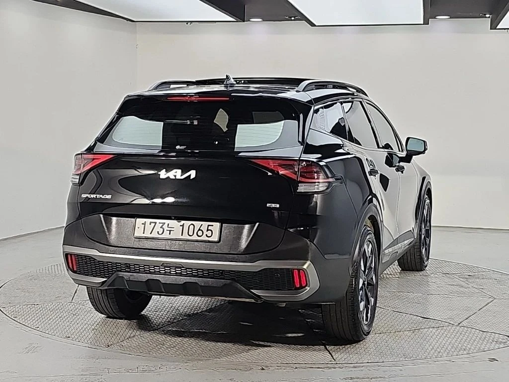 Kia Sportage, снимка 4 - Автомобили и джипове - 56689645