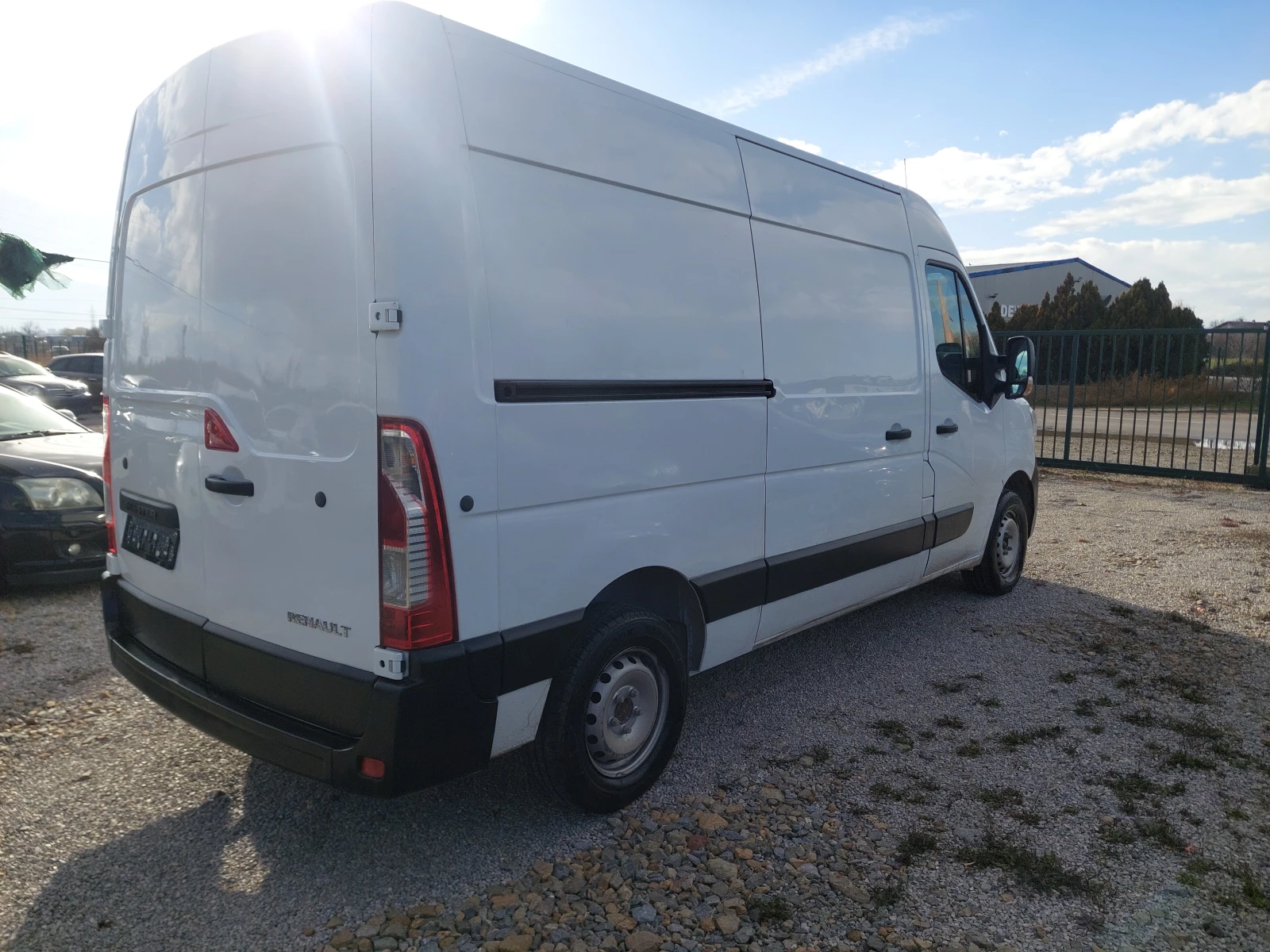 Renault Master L2H2 - изображение 5