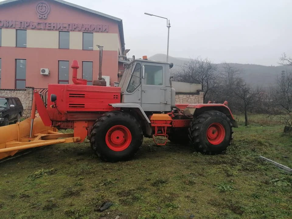 Трактор Т 150k