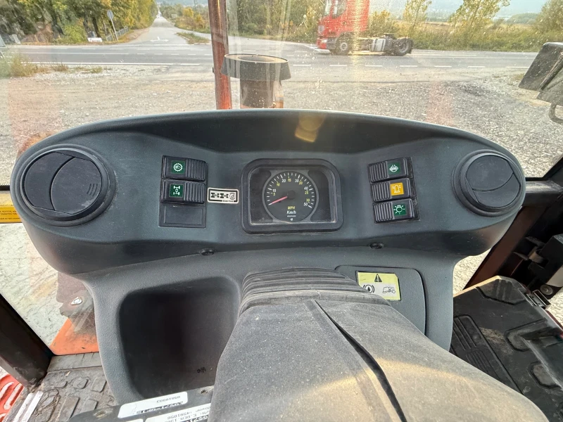 Багер Kobelco B-110 4PS, снимка 15 - Индустриална техника - 52097937