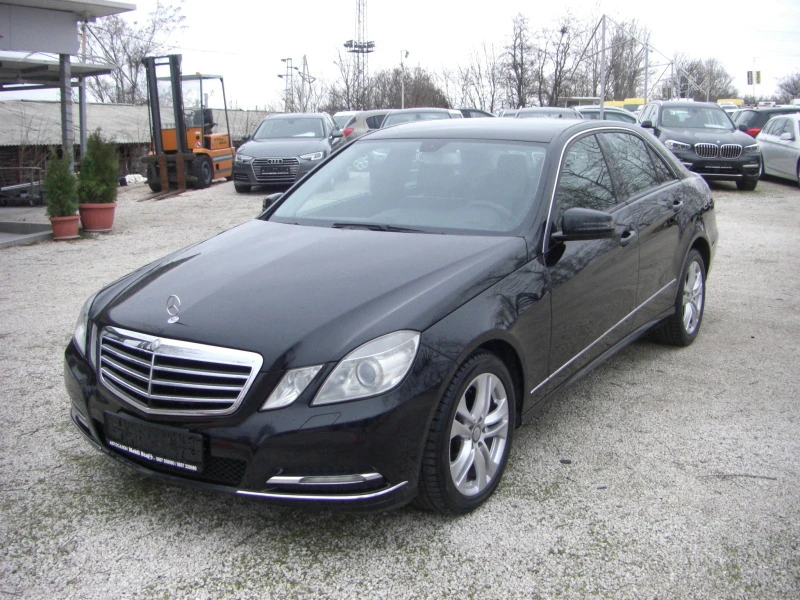 Mercedes-Benz E 220 cdi 200 AVANGARD, снимка 1 - Автомобили и джипове - 44303052