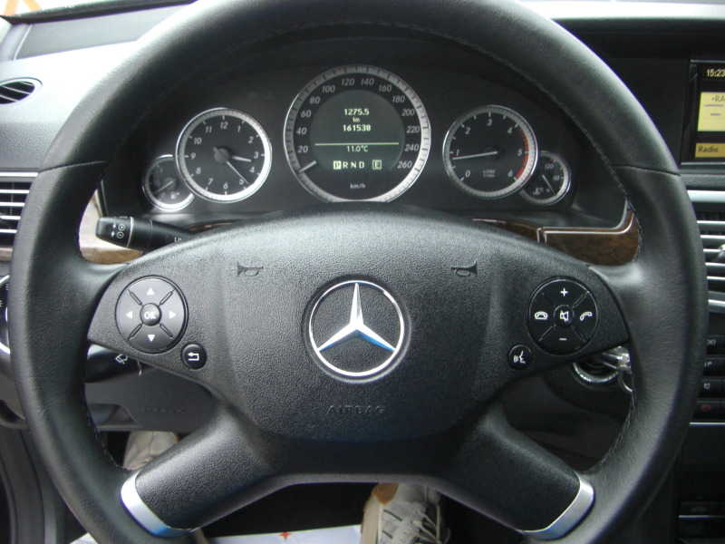 Mercedes-Benz E 220 cdi 200 AVANGARD, снимка 11 - Автомобили и джипове - 44303052