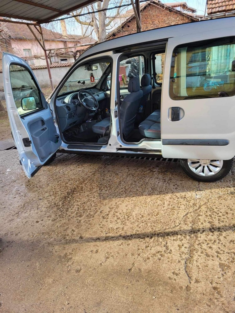 Renault Kangoo 1.9, снимка 2 - Автомобили и джипове - 46164585