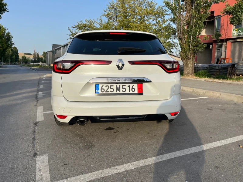 Renault Megane GrandTour/1.2Tce/131PS/EDC/ВСИЧКИ ЕКСТРИ!!!, снимка 4 - Автомобили и джипове - 48371749