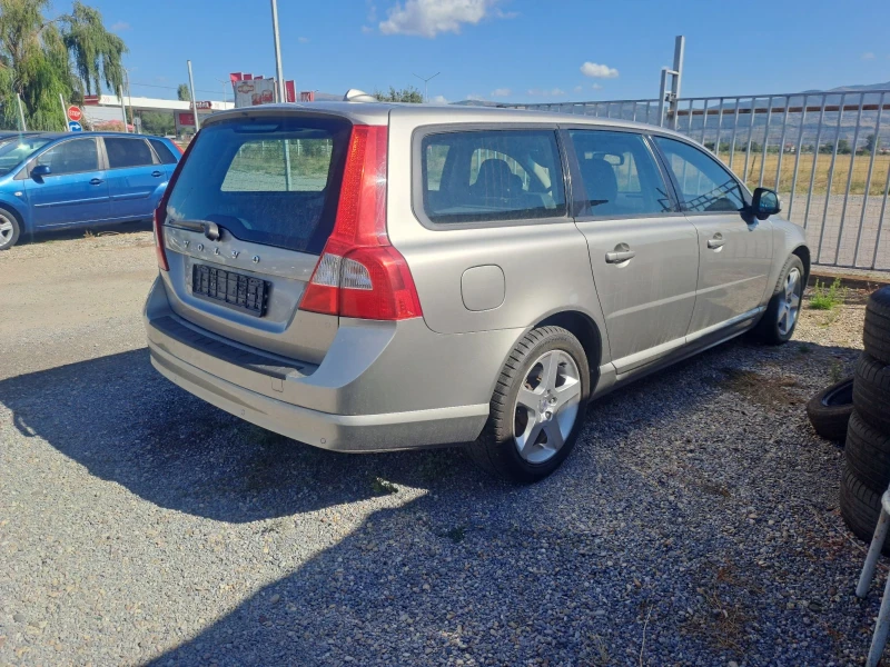 Volvo V70 2.4d.183 k.o., снимка 3 - Автомобили и джипове - 51694031