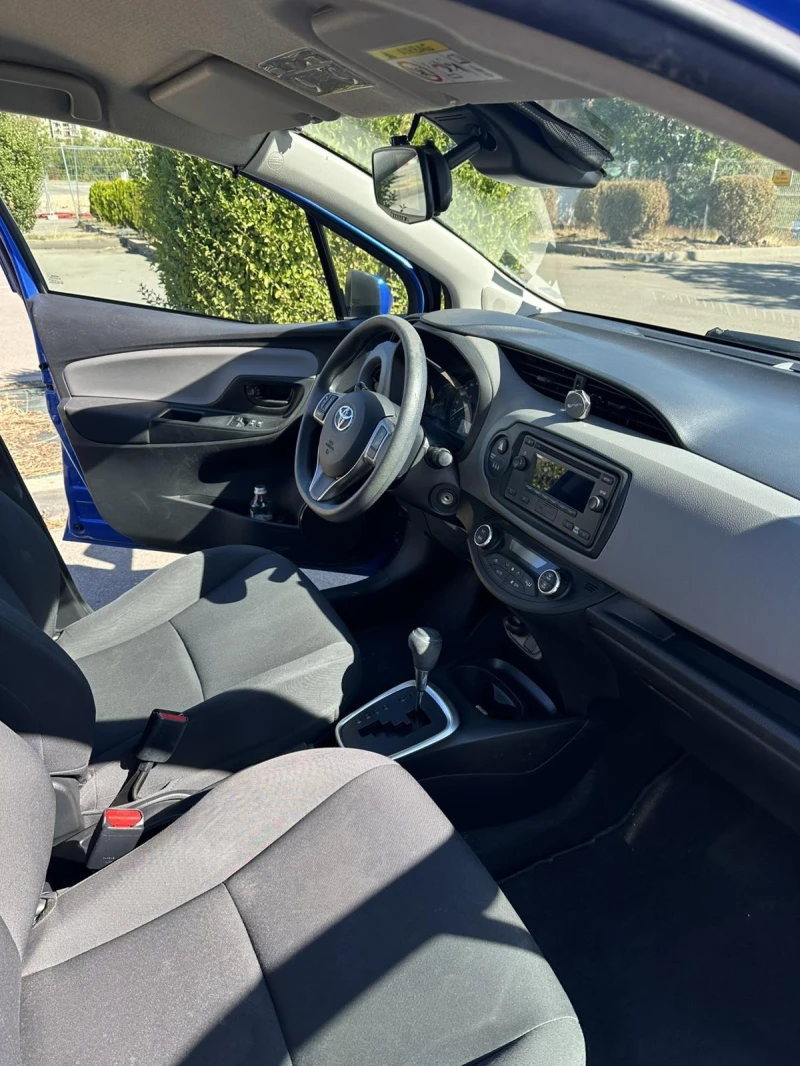 Toyota Yaris, снимка 8 - Автомобили и джипове - 52116800