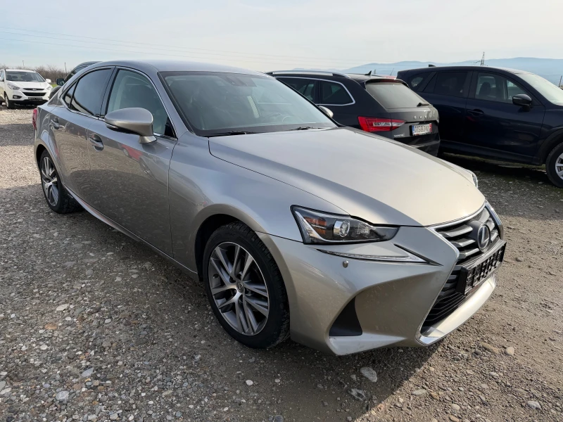 Lexus IS 300 2.5 HYBRID, снимка 3 - Автомобили и джипове - 52621351