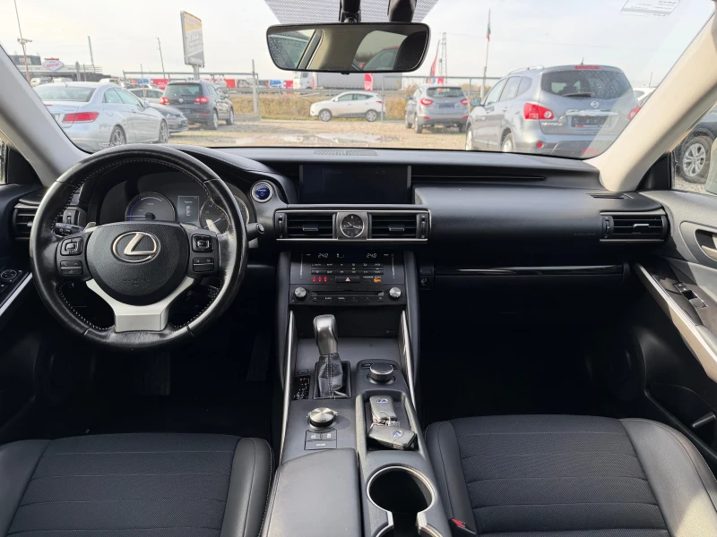 Lexus IS 300 2.5 HYBRID, снимка 15 - Автомобили и джипове - 52621351