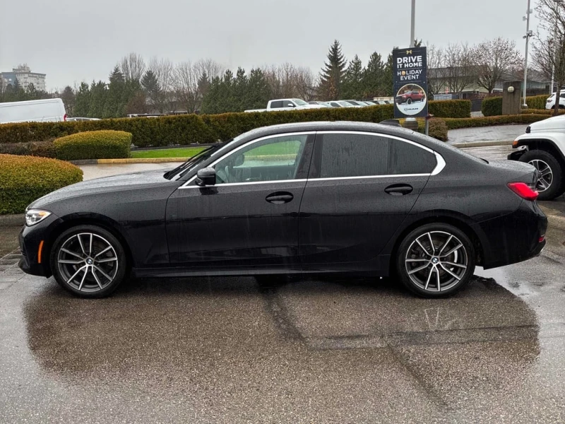 BMW 330 i xDrive 2021 * CARFAX * БЕЗ ПЪРВОНАЧАЛНА ВНОСКА, снимка 3 - Автомобили и джипове - 52744037