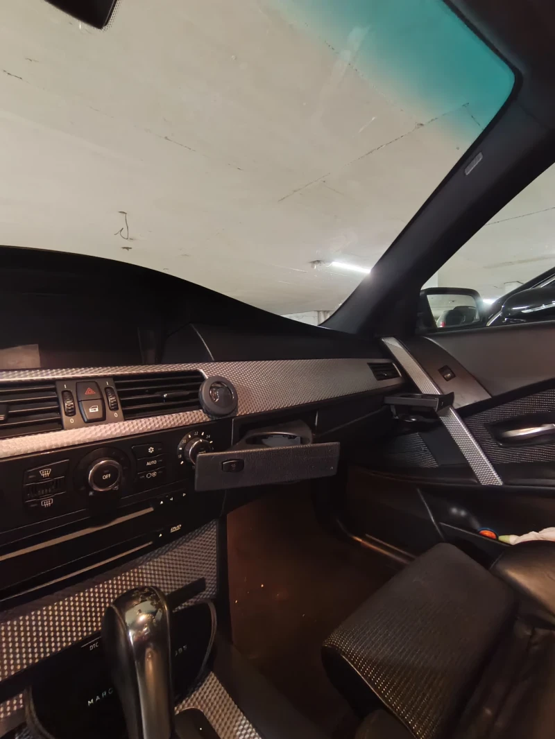 BMW 525 Бензин+ газ, снимка 14 - Автомобили и джипове - 53053402