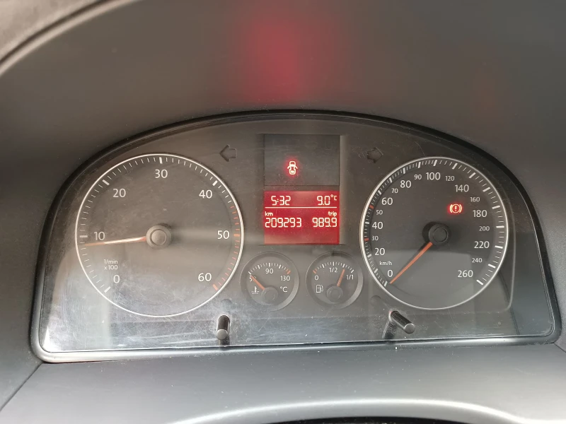 VW Caddy 1.9 TDI LIFE, снимка 13 - Автомобили и джипове - 53482033