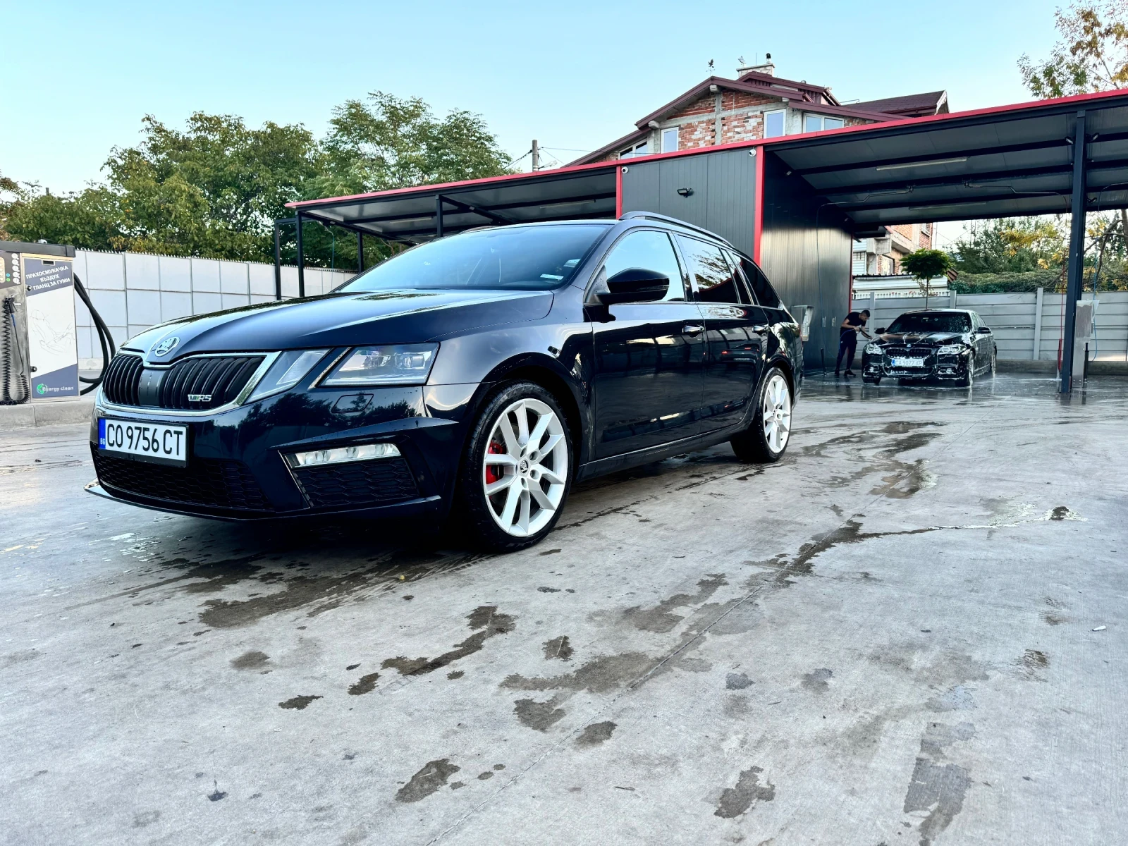 Skoda Octavia VRS 2TDI 4x4 200КС - изображение 4