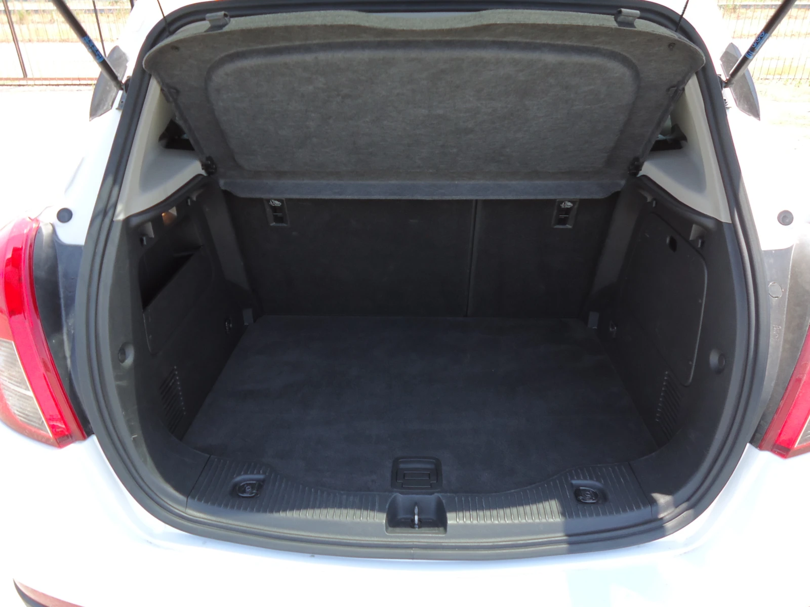 Opel Mokka X 1.6 CDTI КАМЕРА - изображение 10