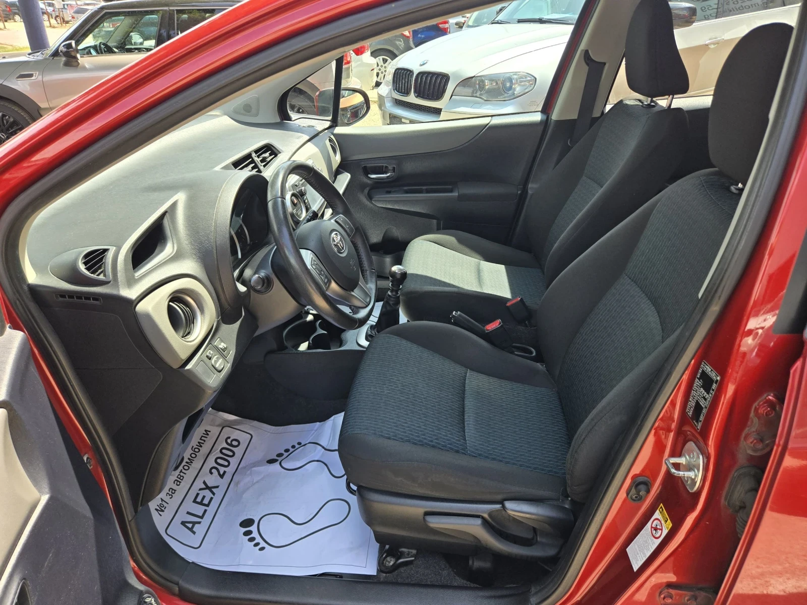 Toyota Yaris 1.33 бензин - изображение 6