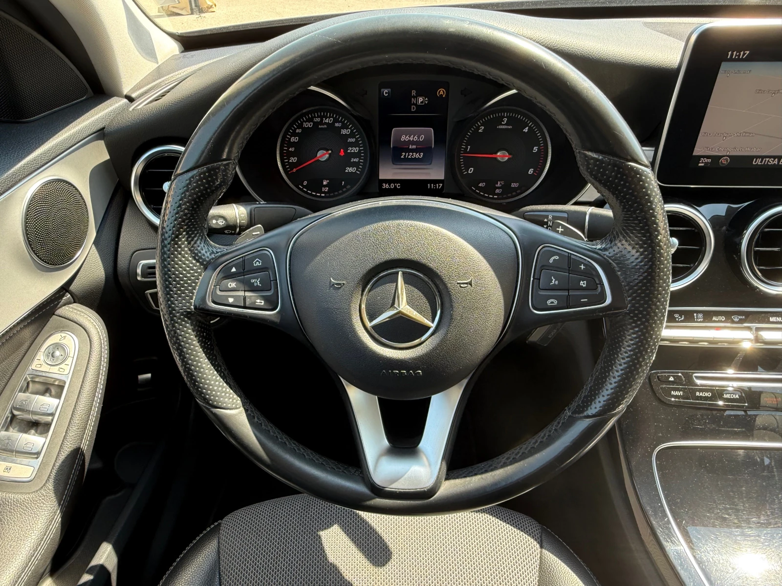 Mercedes-Benz C 250 4-MATIC AMG ! 100% РЕАЛНИ КИЛОМЕТРИ! ! ! | Mobile.bg — изображение 14