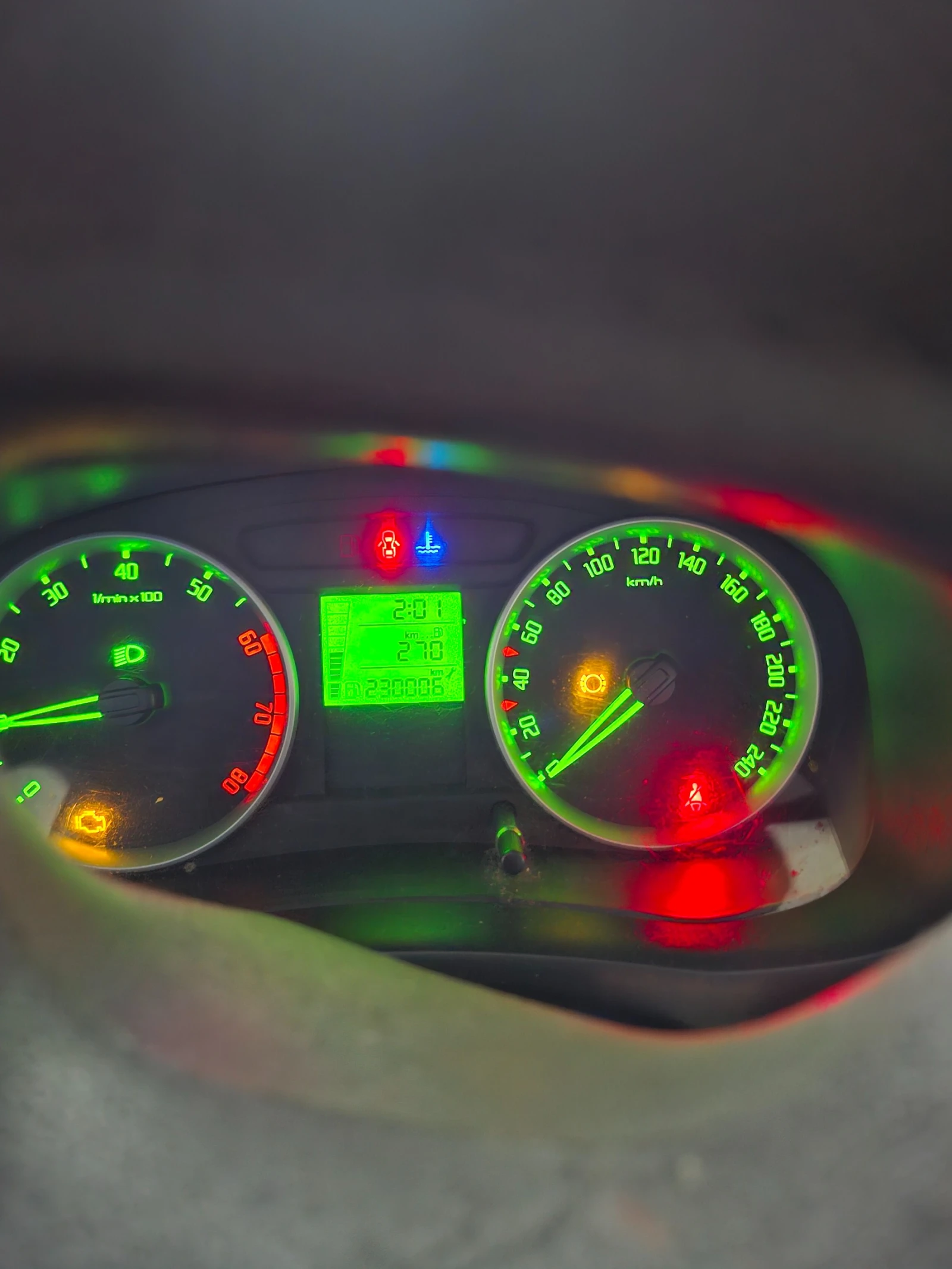 Skoda Fabia  - изображение 6