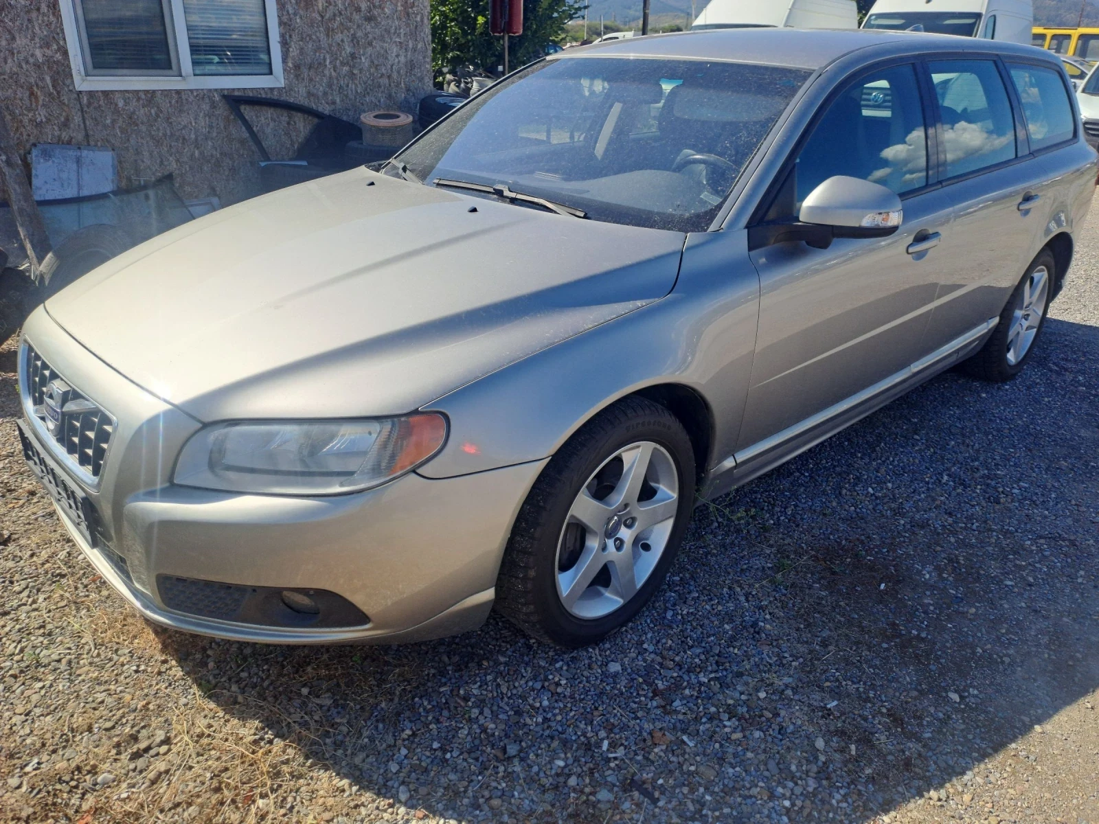 Volvo V70 2.4d.183 k.o. | Mobile.bg — изображение 1