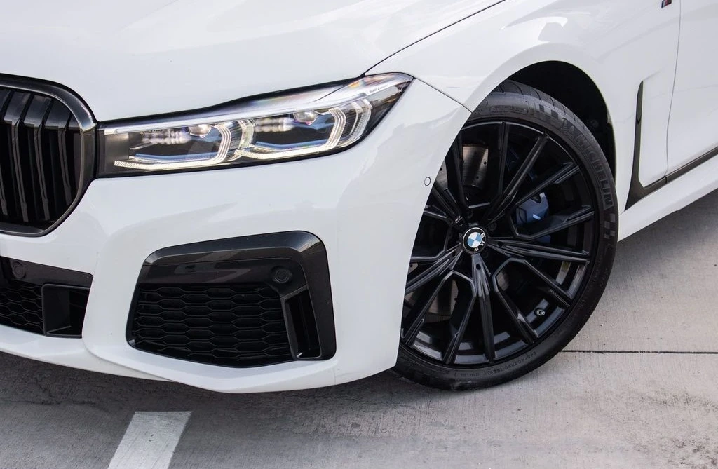 BMW 750 d xDrive M-Sport - изображение 3