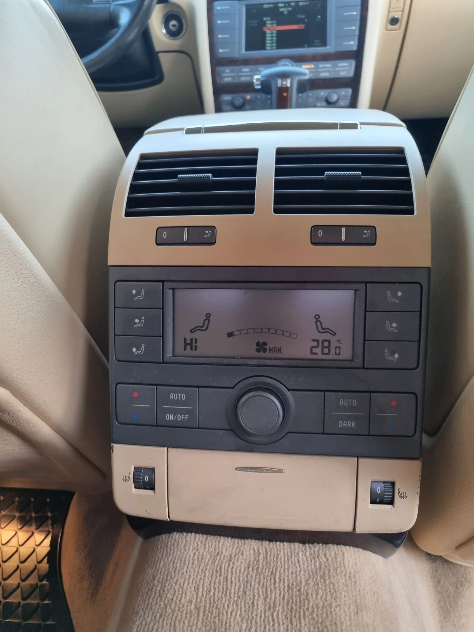 VW Phaeton 3.0tdi v6 224. Full Soft Close Keyless Go | Mobile.bg   14