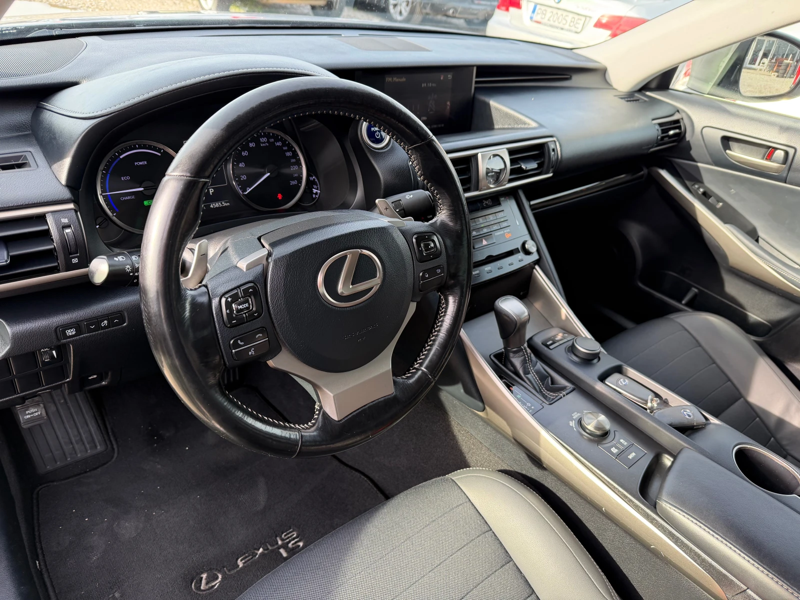 Lexus IS 300 2.5 HYBRID | Mobile.bg   10