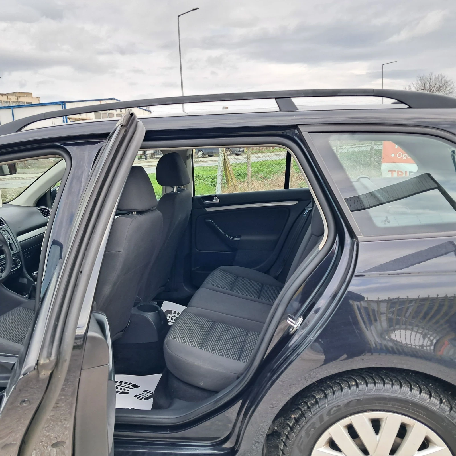 VW Golf 1.6TDI | Mobile.bg � ����������� 9
