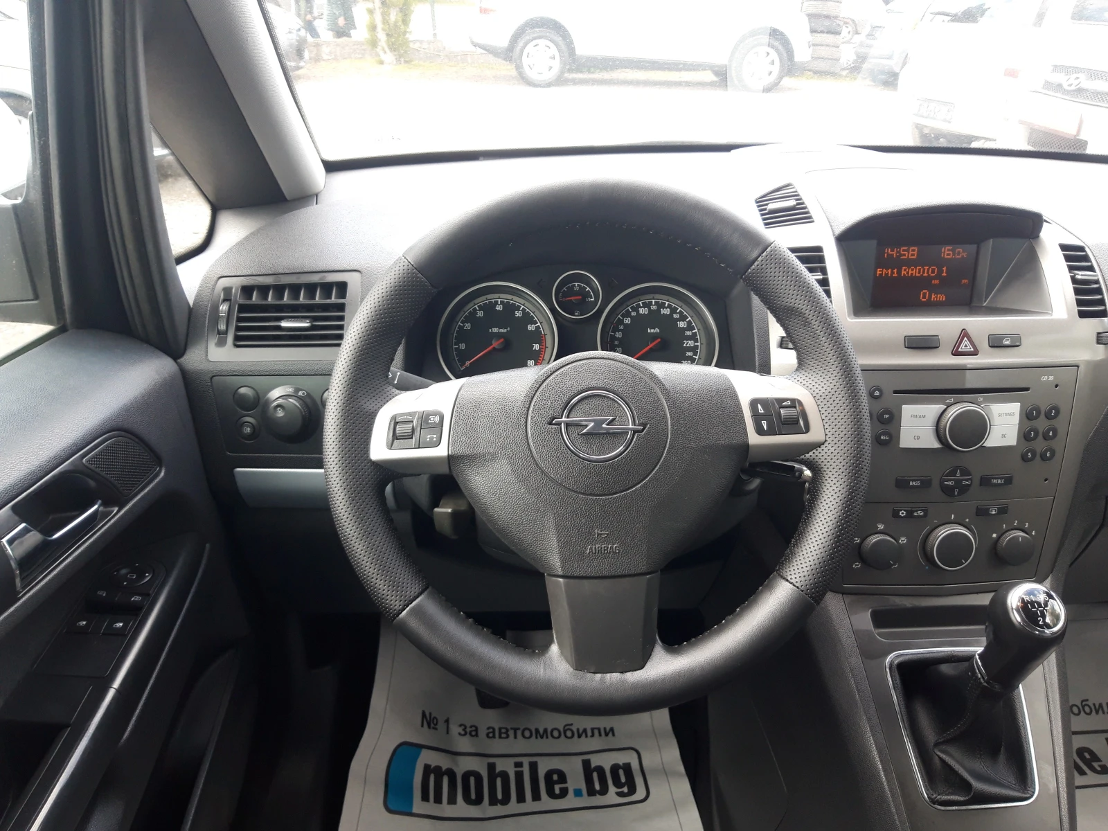 Opel Zafira 1.8i-16V-140к.с* 7места* , снимка 8 - Автомобили и джипове - 54306327
