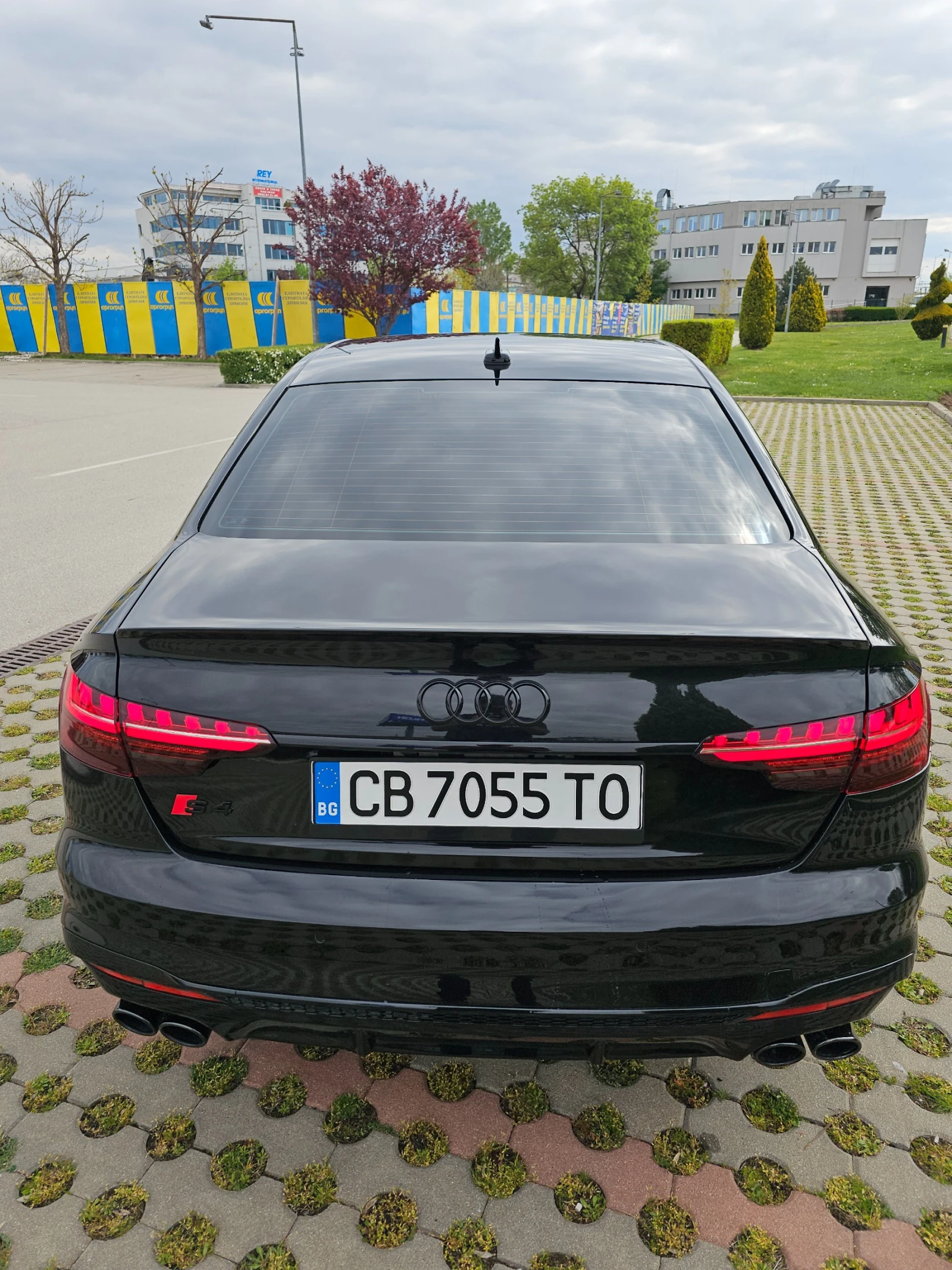 Audi S4 3.0 Prestige / Black Optic, снимка 11 - Автомобили и джипове - 54386956