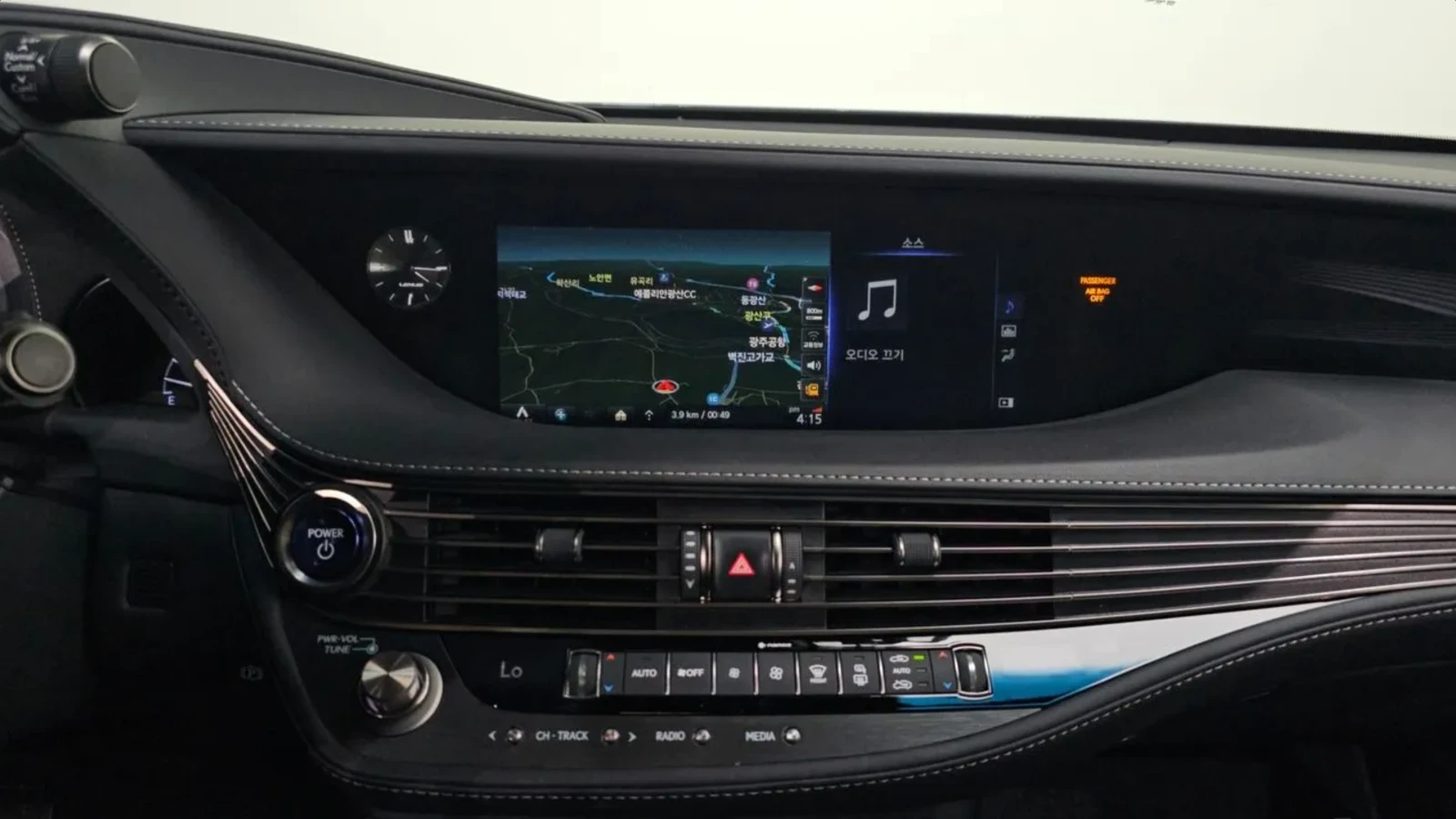 Lexus LS 500h EXECUTIVE | МАСАЖ | ПОДГРЕВ | ОБДУХ | ЩОРИ, снимка 9 - Автомобили и джипове - 54667604