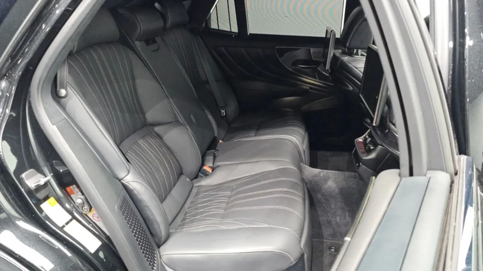 Lexus LS 500h EXECUTIVE | МАСАЖ | ПОДГРЕВ | ОБДУХ | ЩОРИ, снимка 7 - Автомобили и джипове - 54667604