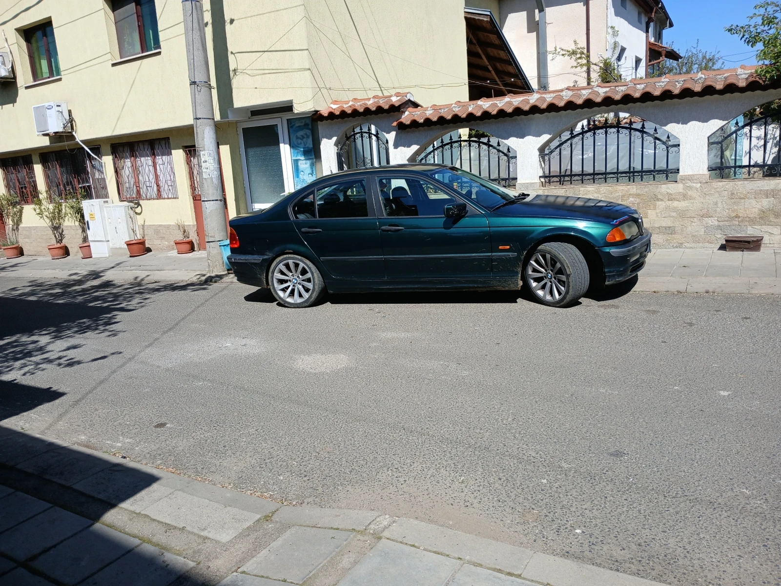 BMW 320 Diesel, снимка 6 - Автомобили и джипове - 54771198