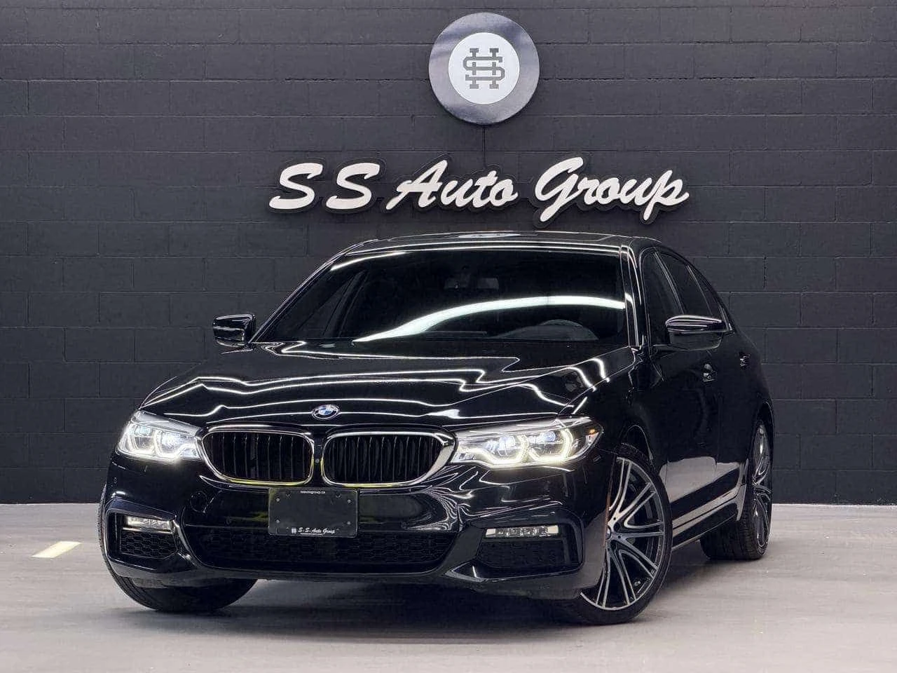 BMW 540 * M SPORT| NAV| 360CAM| HK SOUND| SUNROOF| SOFT CL