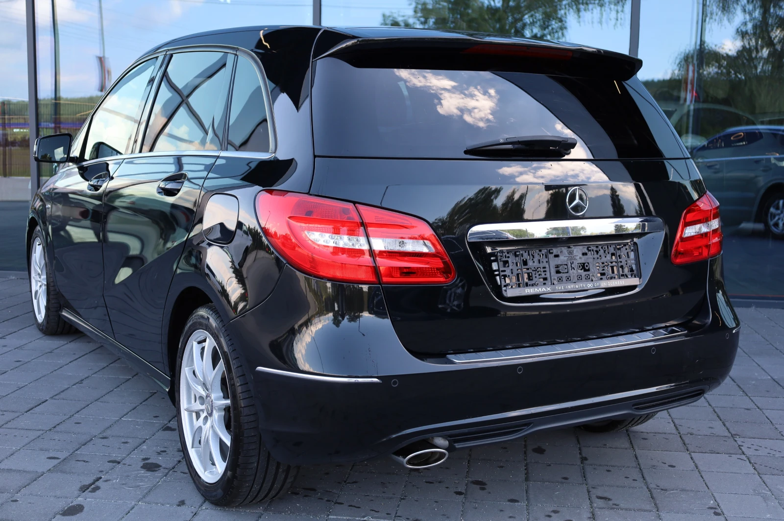 Mercedes-Benz B 180 * NAVI* LED LIGHTS* PARK ASISST* , снимка 7 - Автомобили и джипове - 54966877