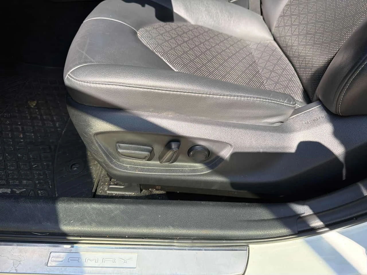 Toyota Camry * Hybrid XSE * АВТОКРЕДИТ БЕЗ ПЪРВОНАЧАЛНА ВНОСКА*, снимка 11 - Автомобили и джипове - 55501485