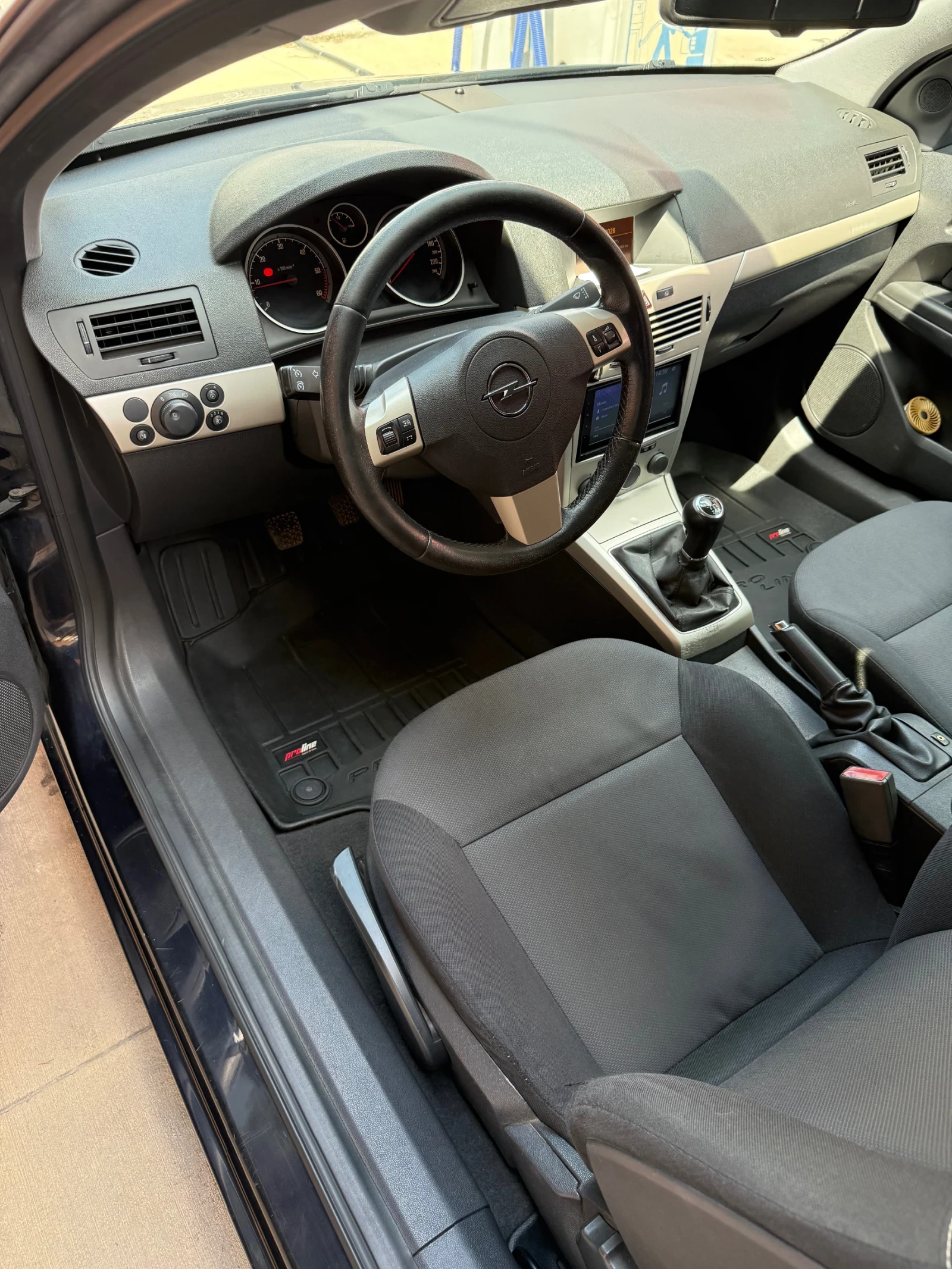 Opel Astra, снимка 8 - Автомобили и джипове - 55606711