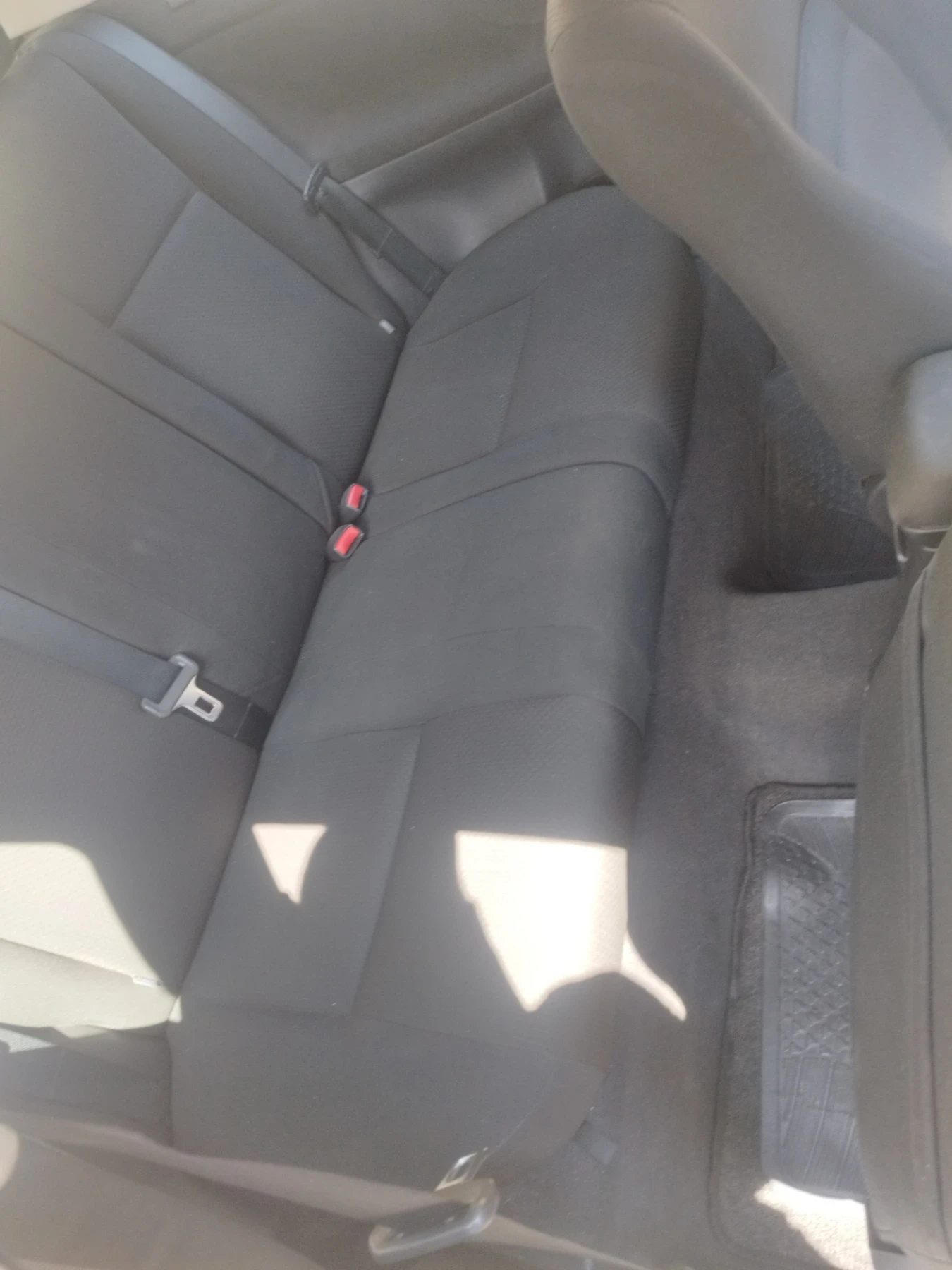 Toyota Corolla 2.0D-4D, снимка 10 - Автомобили и джипове - 55752188