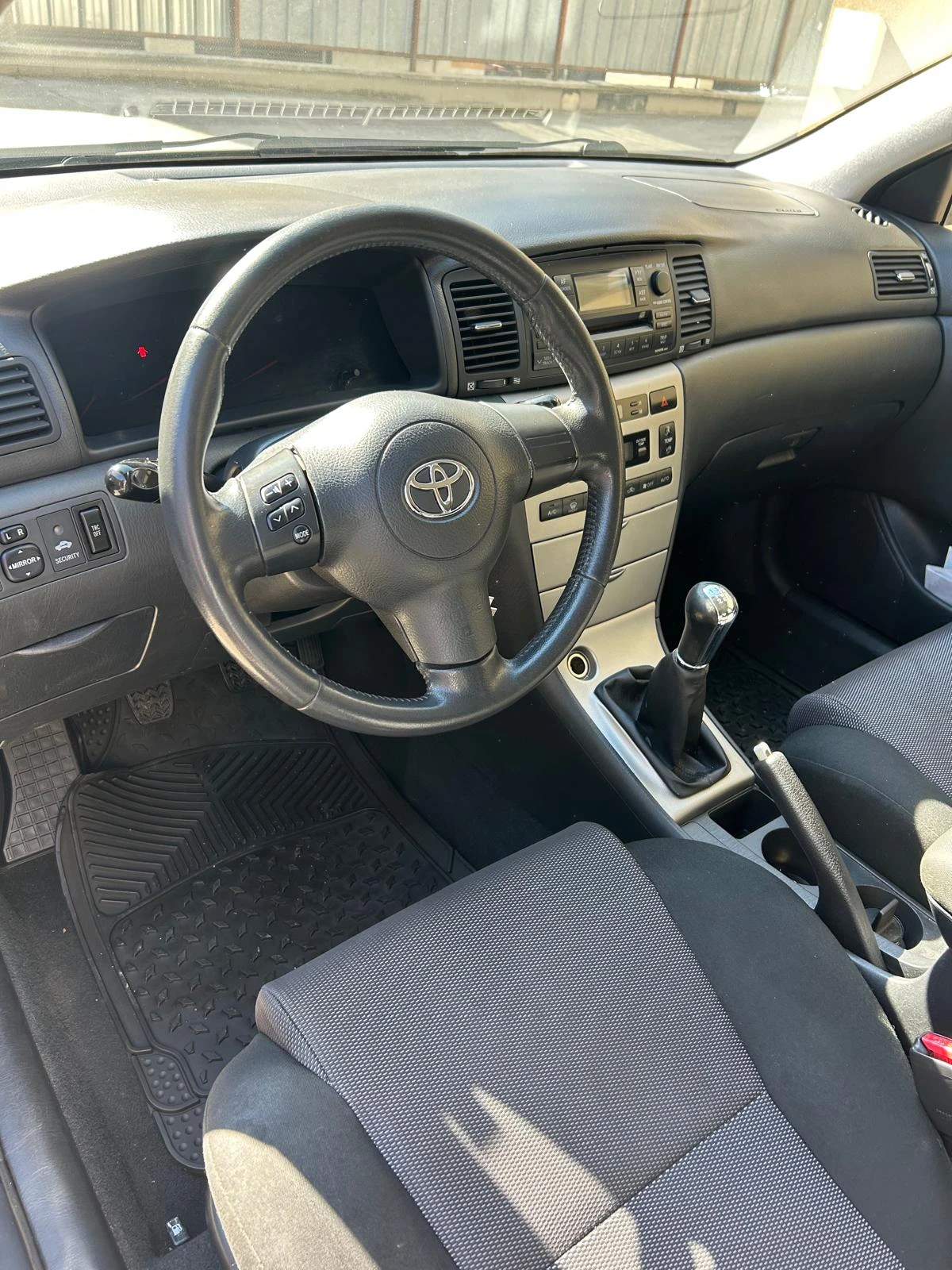 Toyota Corolla, снимка 4 - Автомобили и джипове - 56008143